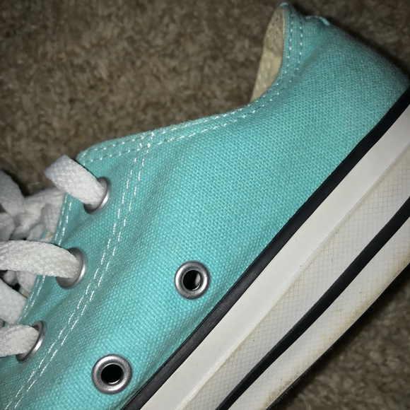 converse size 8 - Picture 3 of 3